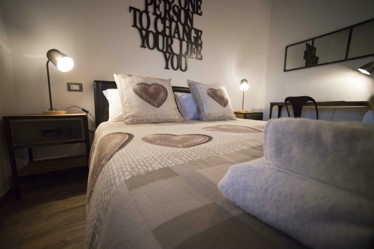 Cristiano Hotel Cosenza Bagian luar foto