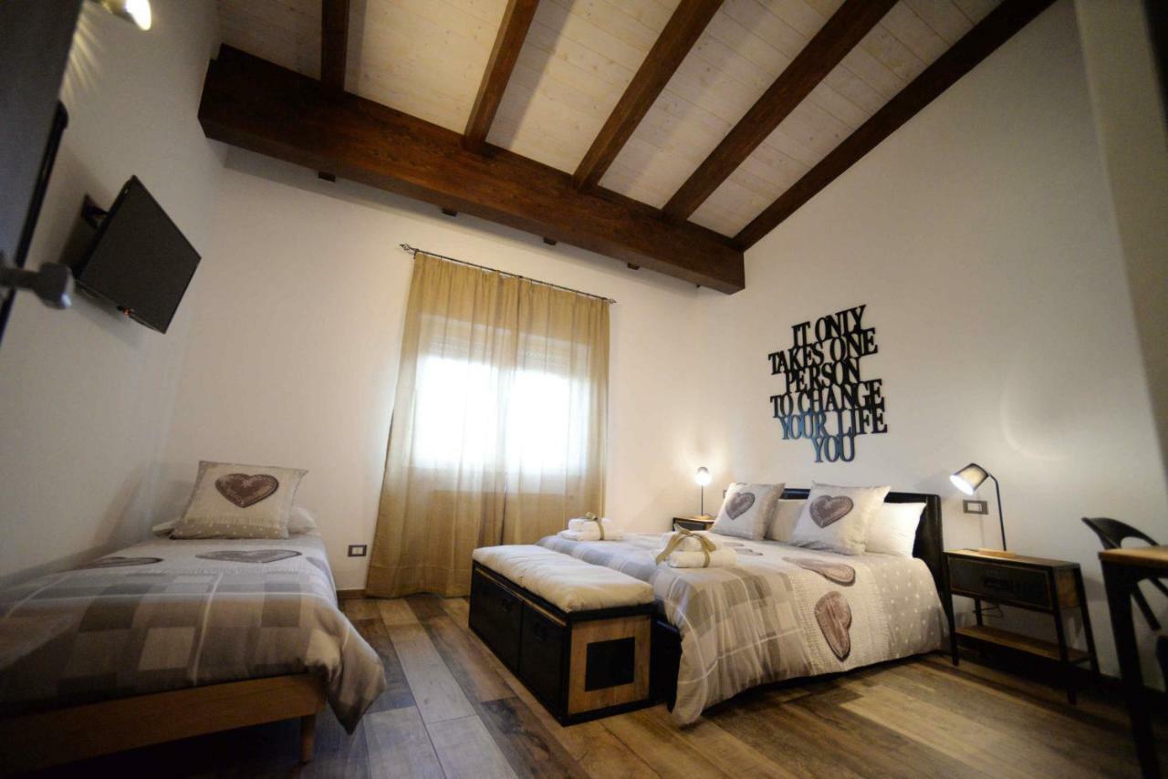 Cristiano Hotel Cosenza Bagian luar foto