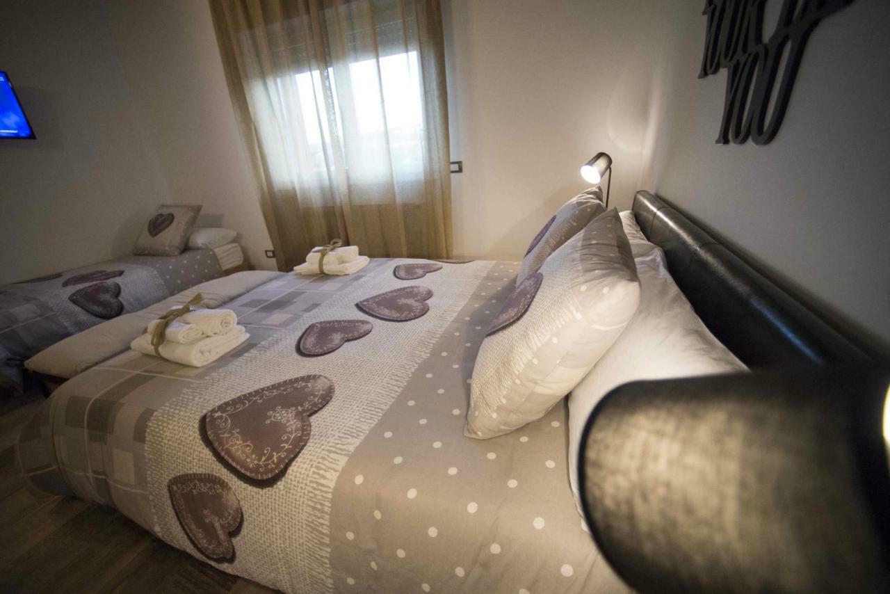 Cristiano Hotel Cosenza Bagian luar foto