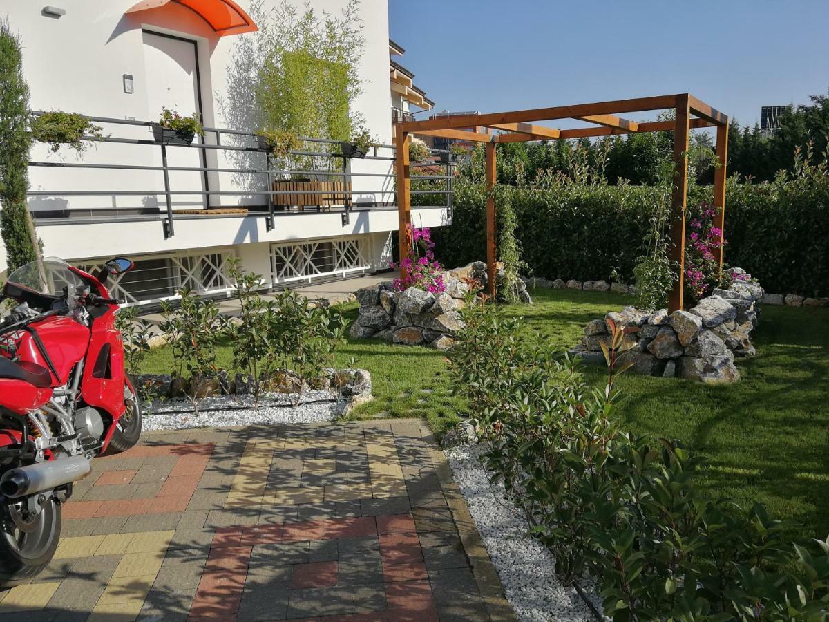 Cristiano Hotel Cosenza Bagian luar foto